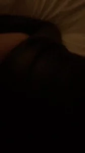 高傲的皮裤大屁股富家女被单男玩弄内射